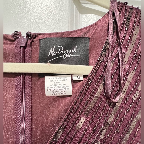 NWT Mac Duggal Sequin V Neck Illusion Sleeve A Line gown - Picture 4 of 9